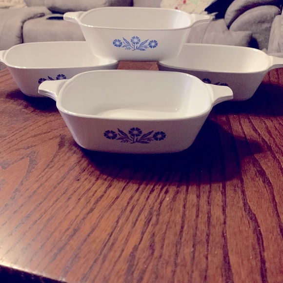 VTG Corningware Cornflower 5” Single Serve Dishes Lot of 4 ( P-41 Petite Pan) - Picture 3 of 3